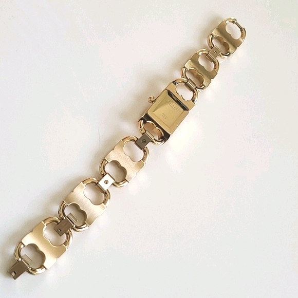 Tory Burch Watch - Picture 7 of 17